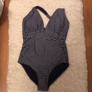 Stripes one piece bathing-suit
